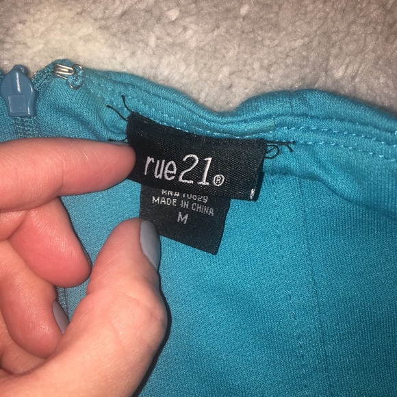 ✨PRETTY STRAPLESS DRESS✨ - Picture 7 of 8